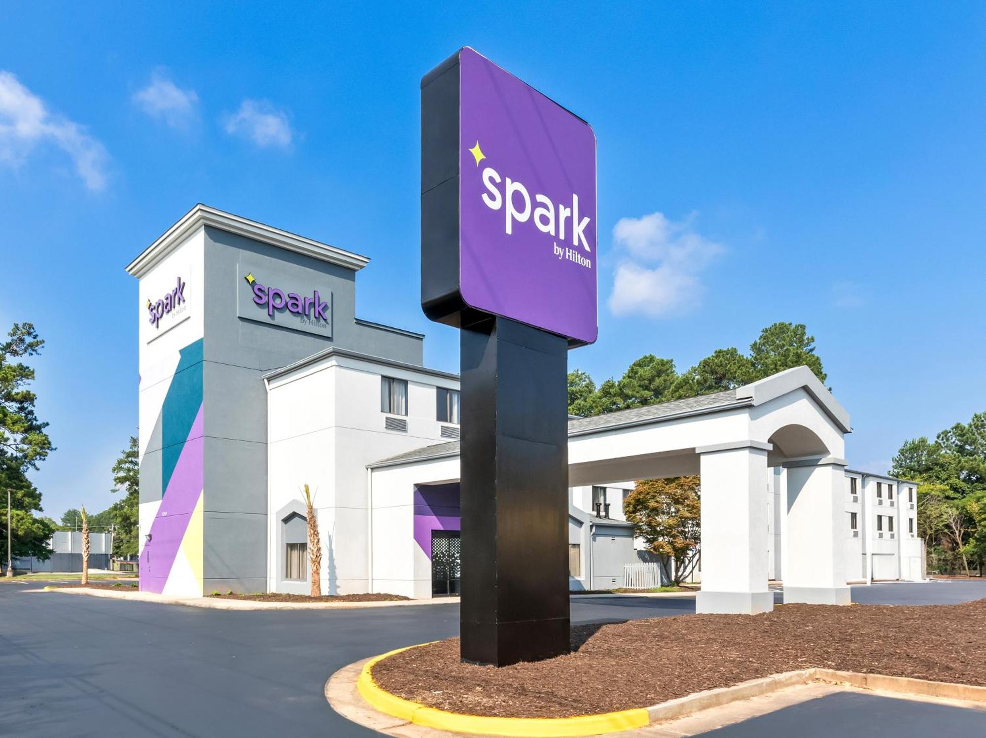 Spark By Hilton Augusta Hotel Exterior photo