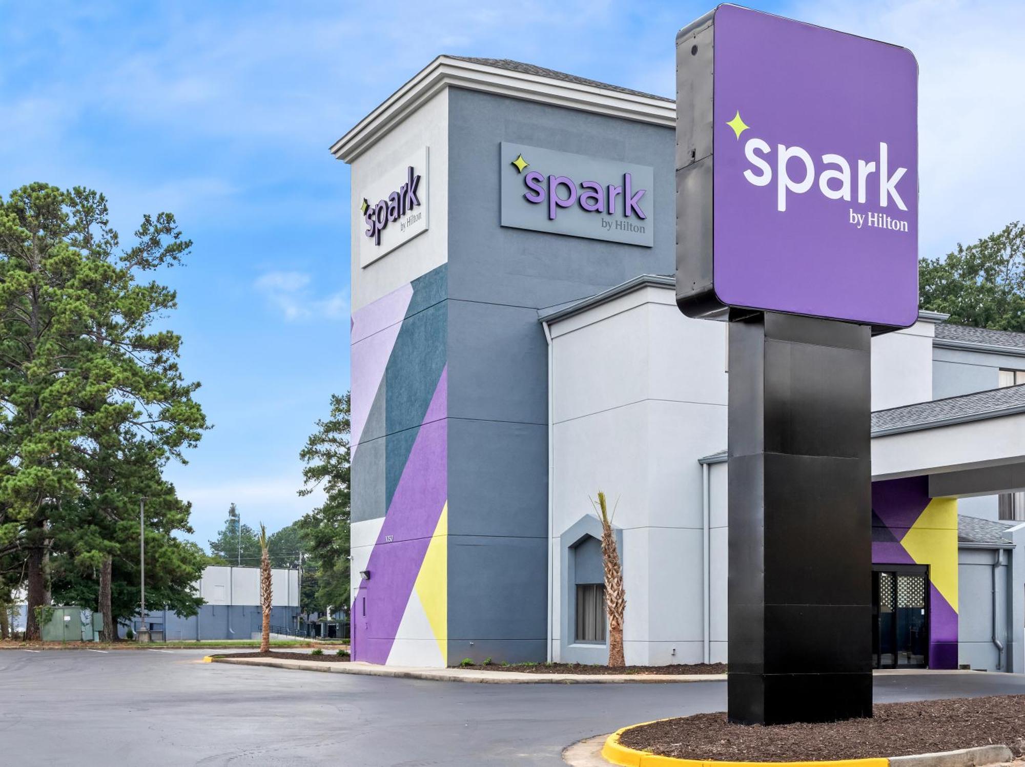 Spark By Hilton Augusta Hotel Exterior photo